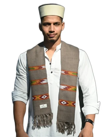 Brown 3 Patti Kullu Pattern Muffler